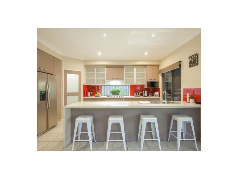 7 Samuel Street, Calamvale QLD 4116