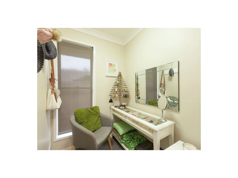7 Samuel Street, Calamvale QLD 4116
