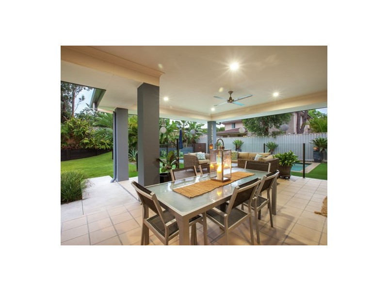 7 Samuel Street, Calamvale QLD 4116