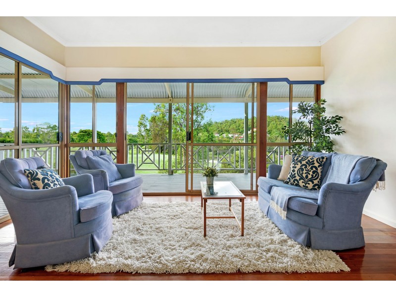 33 Scarba Street, Middle Park QLD 4074