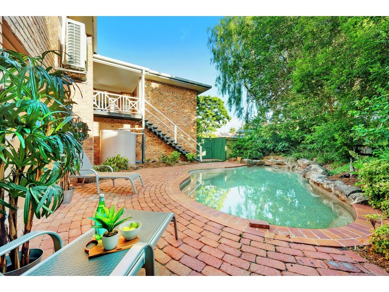 33 Scarba Street, Middle Park QLD 4074