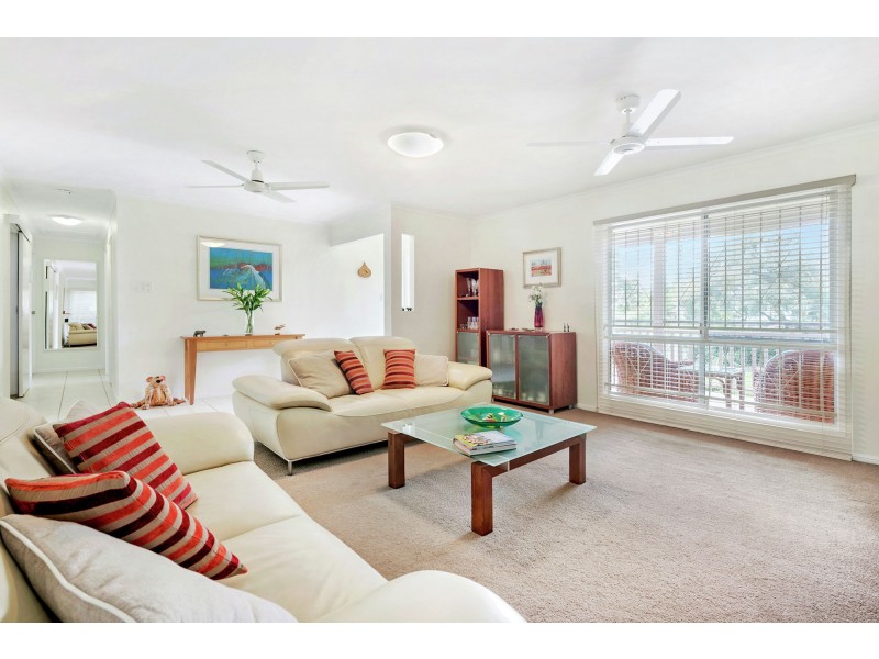 50 Boronia Avenue, Holland Park West QLD 4121