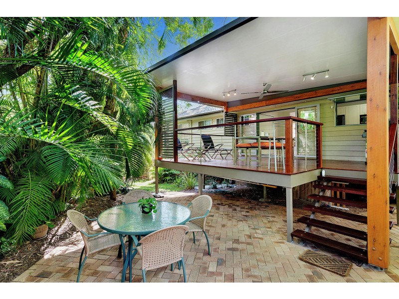 50 Boronia Avenue, Holland Park West QLD 4121