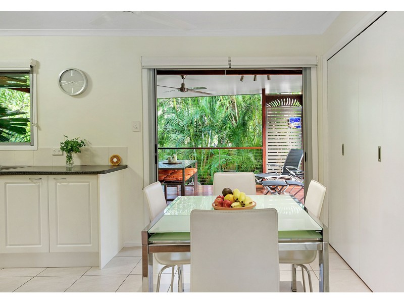 50 Boronia Avenue, Holland Park West QLD 4121