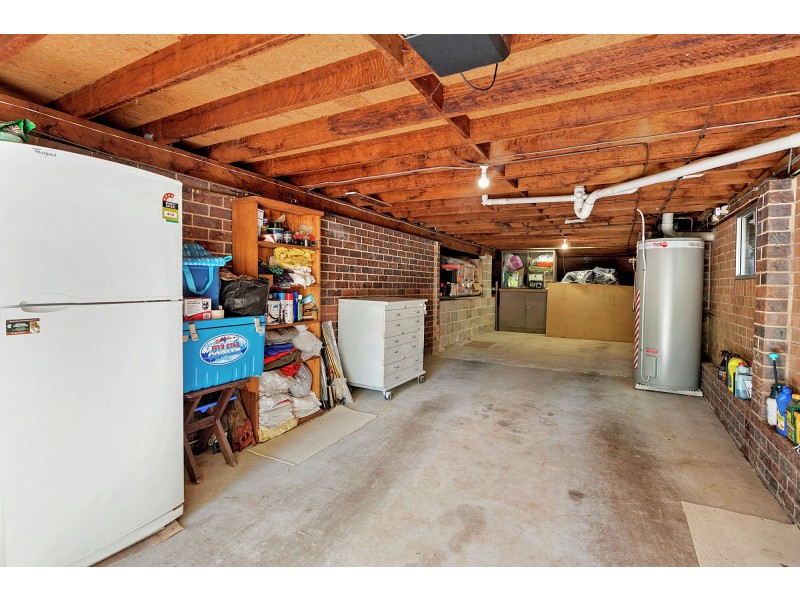 50 Boronia Avenue, Holland Park West QLD 4121