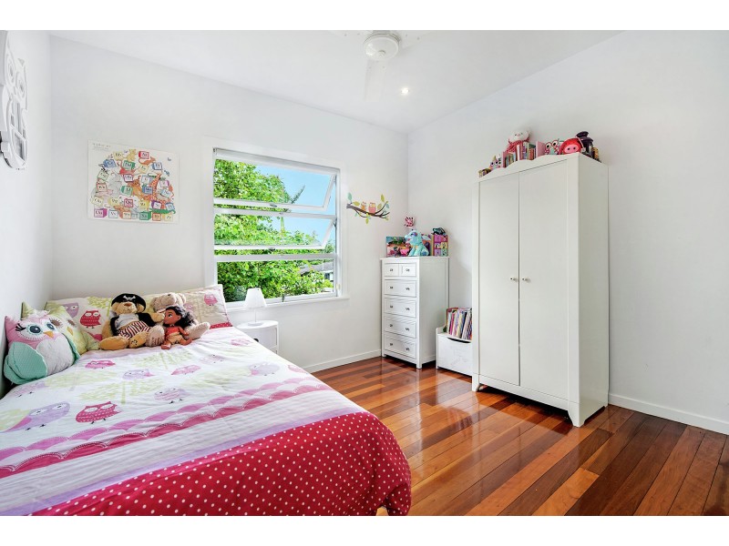 94 Newnham Road, Mount Gravatt East QLD 4122