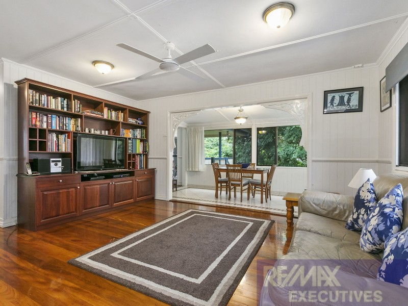 49 Moorbell Street, Tarragindi QLD 4121
