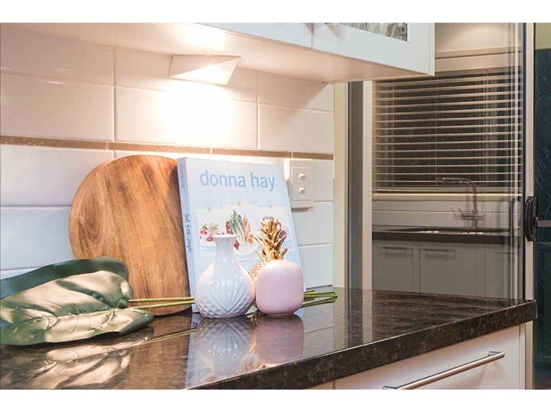 10 Aruma Street, Holland Park West QLD 4121