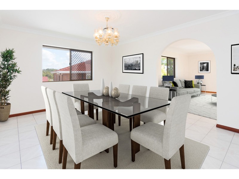 3 Pendennis Place, Carindale QLD 4152