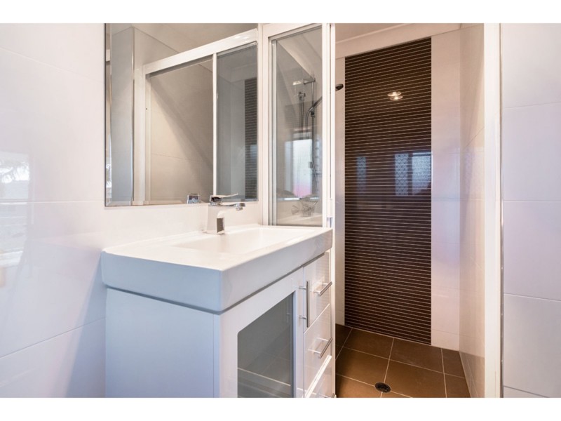 3 Pendennis Place, Carindale QLD 4152