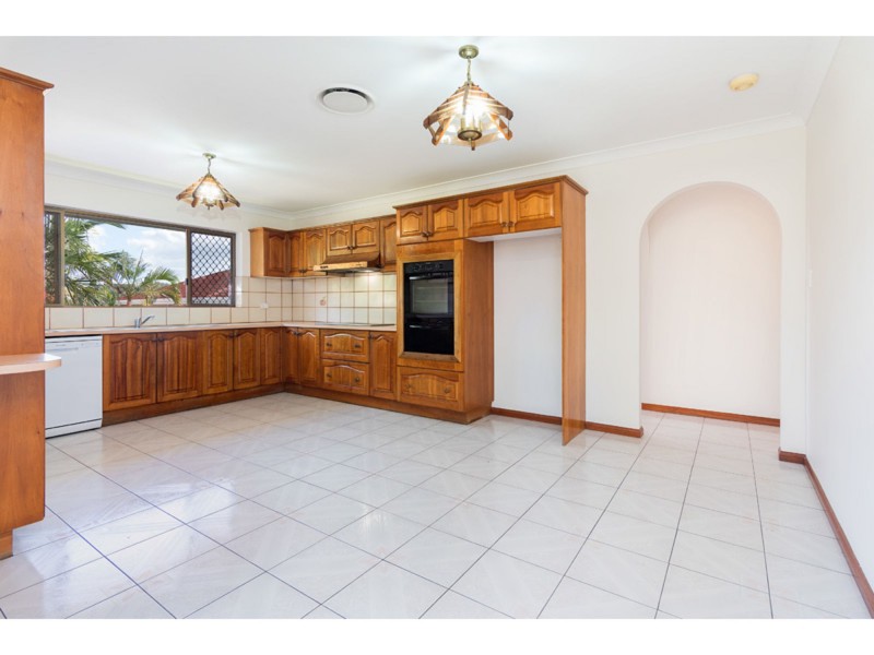 3 Pendennis Place, Carindale QLD 4152