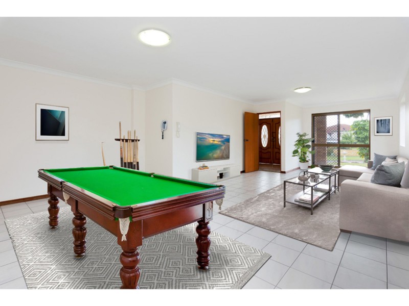 3 Pendennis Place, Carindale QLD 4152