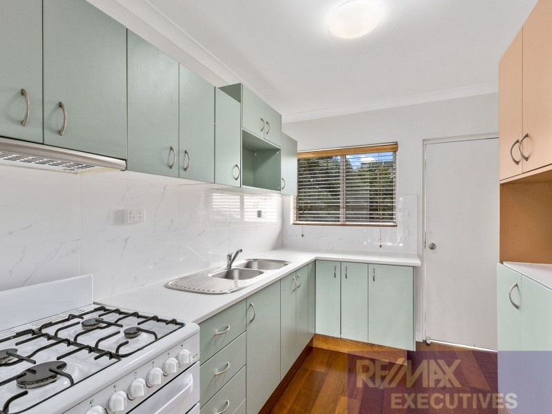 A-1035 Logan Road, Holland Park QLD 4121