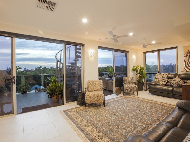 49/908 Logan Road, Holland Park West QLD 4121