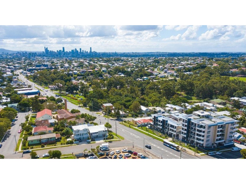 49/908 Logan Road, Holland Park West QLD 4121