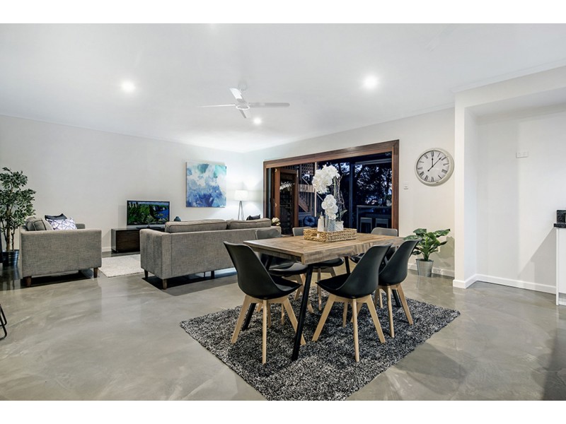 25 Robinson St, Moorooka QLD 4105