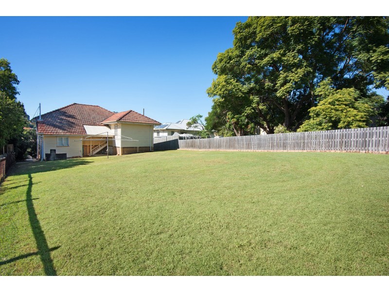 155 Birdwood Road, Holland Park West QLD 4121