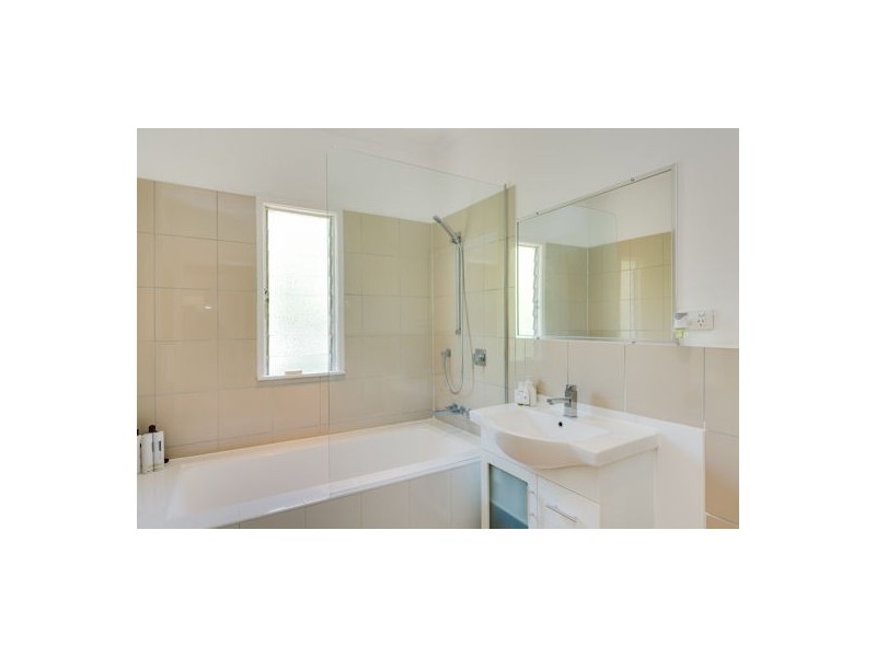 230 Winstanley Street, Carina Heights QLD 4152