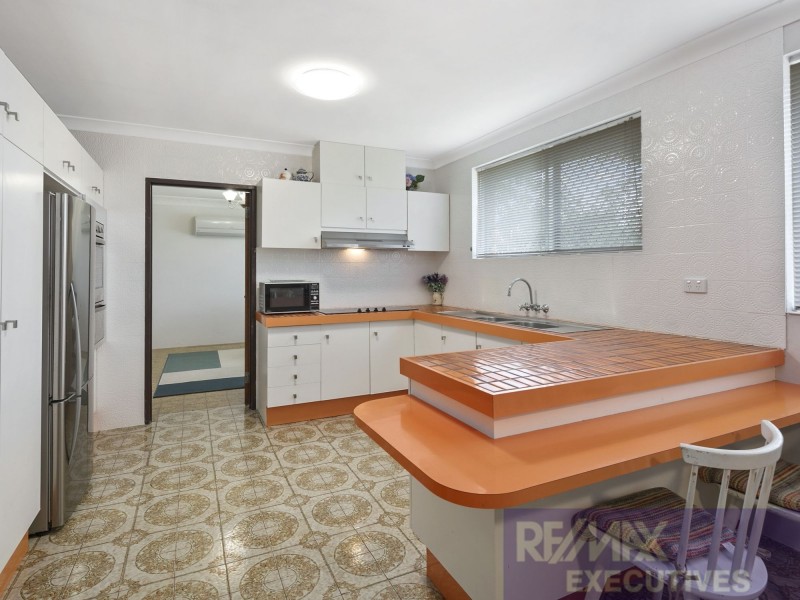 10 Edred Street, Carindale QLD 4152