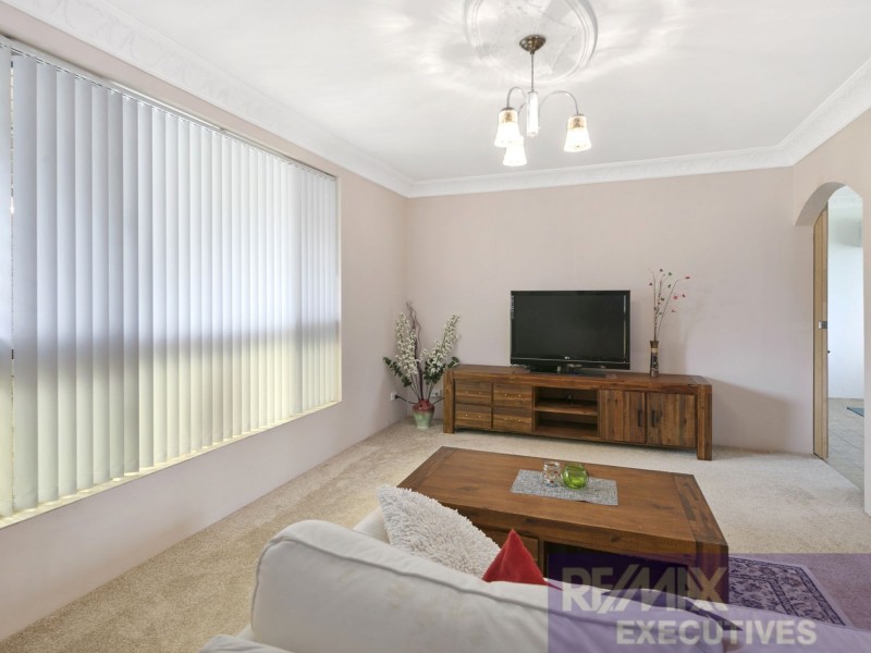 10 Edred Street, Carindale QLD 4152
