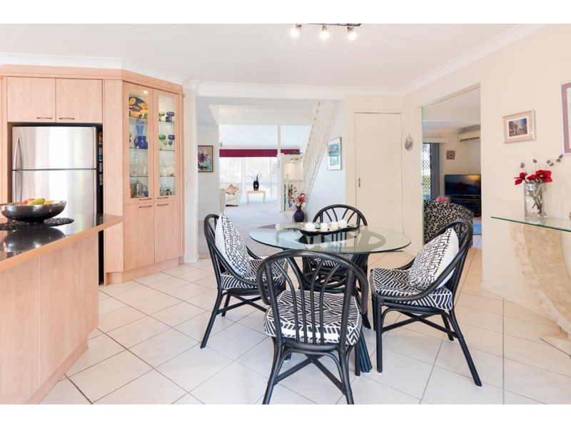 34 Firthshire Street, Mansfield QLD 4122