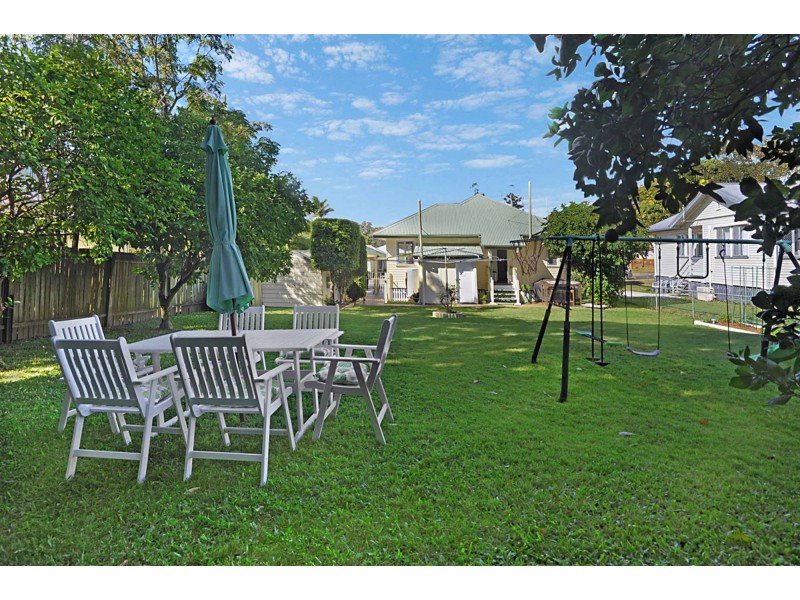 18 Nightingale Street, Mount Gravatt East QLD 4122