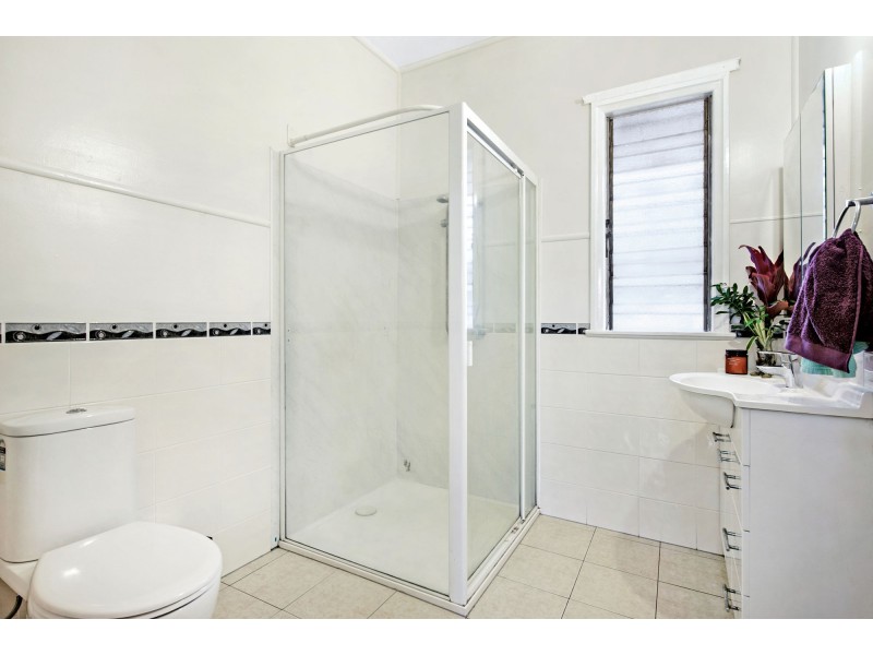 76 Galsworthy Street, Holland Park West QLD 4121