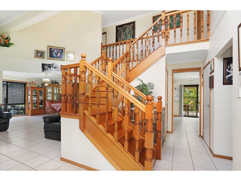 798 Cavendish Road, Holland Park QLD 4121
