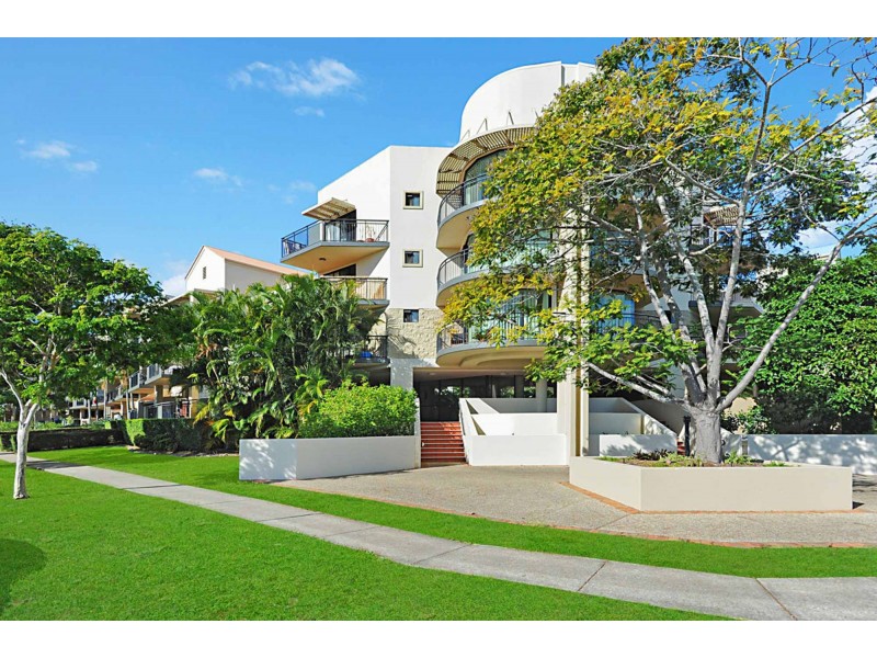 23/45 Harries Road, Coorparoo QLD 4151