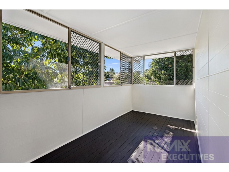 4 Caldon Street, Acacia Ridge QLD 4110