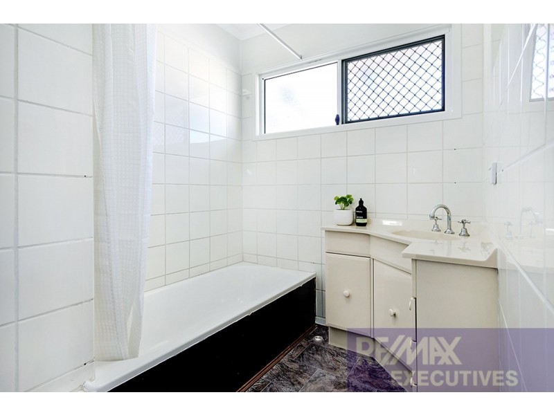 4 Caldon Street, Acacia Ridge QLD 4110