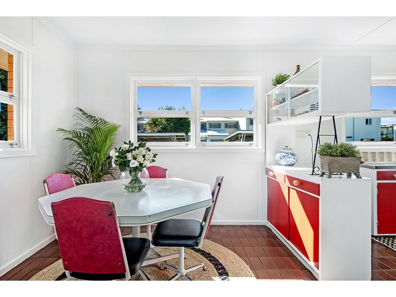 11 Ellesmere Street, Yeronga QLD 4104