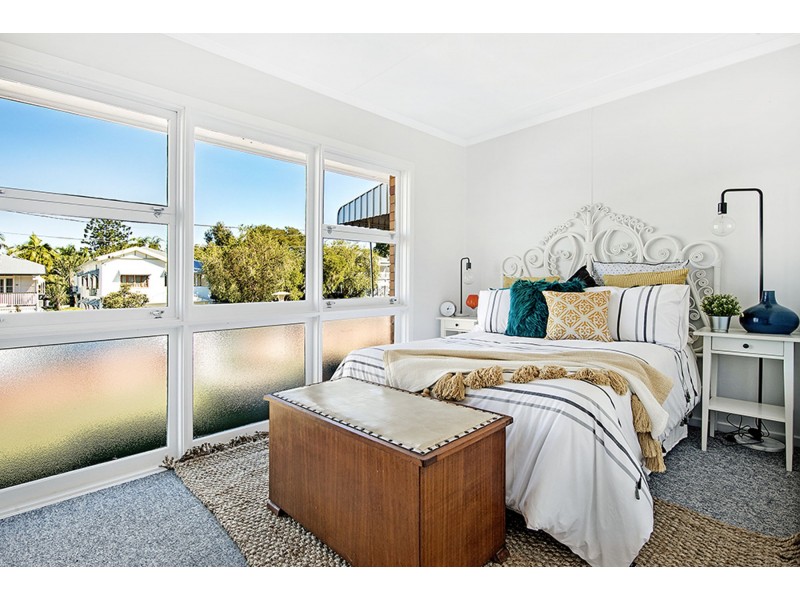 11 Ellesmere Street, Yeronga QLD 4104