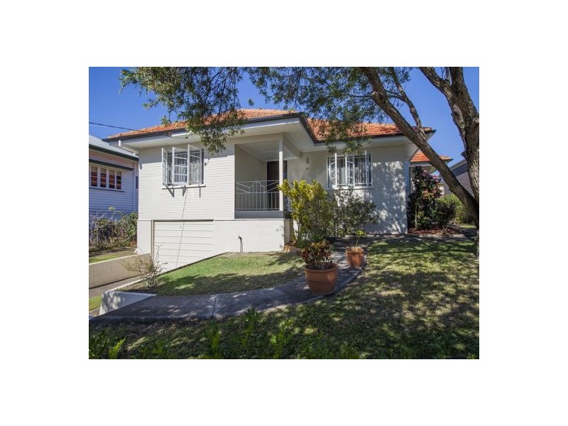 86 Sterculia Avenue, Holland Park West QLD 4121