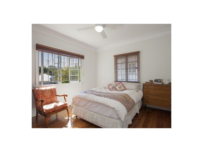 86 Sterculia Avenue, Holland Park West QLD 4121