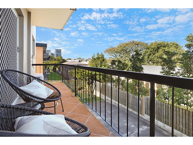 3/42 Fifth Ave, Coorparoo QLD 4151
