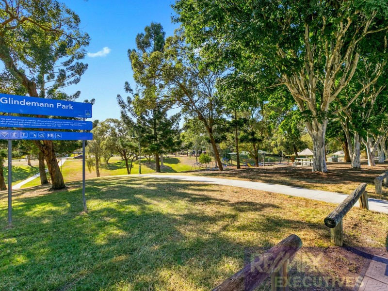 2/1127 Logan Road, Holland Park QLD 4121