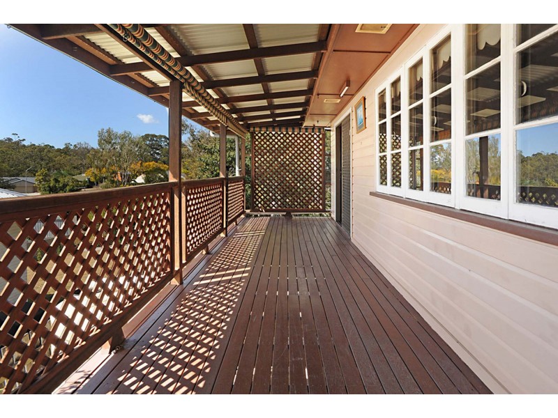 19 Jasper Street, Holland Park QLD 4121