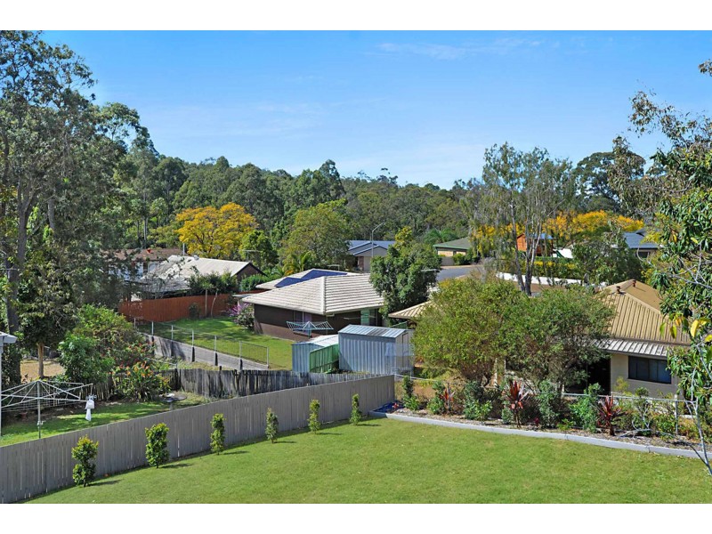 19 Jasper Street, Holland Park QLD 4121