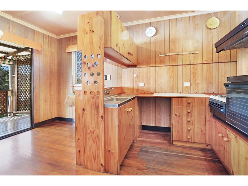 19 Jasper Street, Holland Park QLD 4121