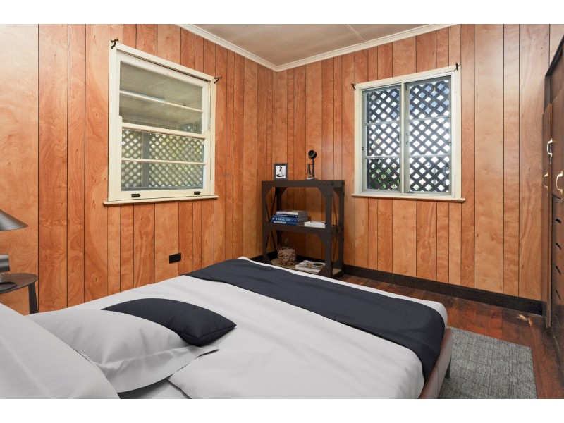 19 Jasper Street, Holland Park QLD 4121