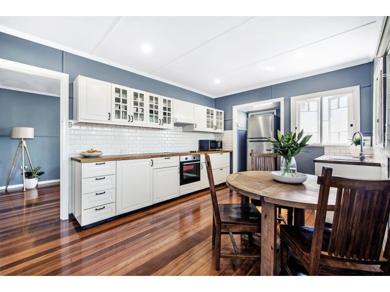 154 Dowding Street, Oxley QLD 4075