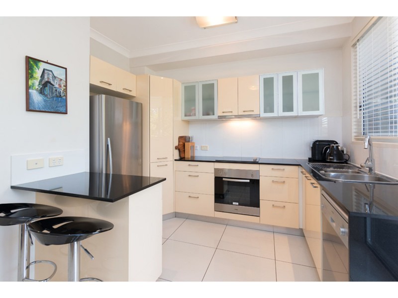 3/925 Stanley Street East, East Brisbane QLD 4169