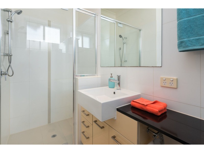 3/925 Stanley Street East, East Brisbane QLD 4169