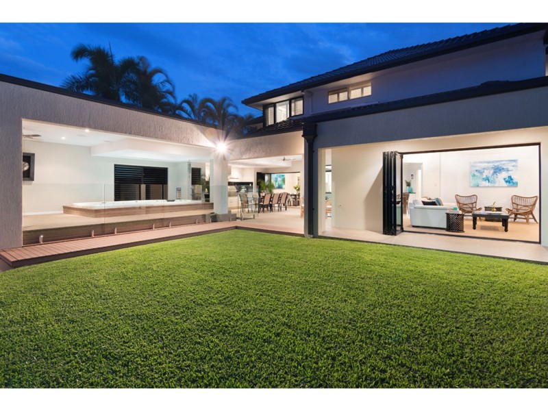 6 Rundle Place, Carindale QLD 4152