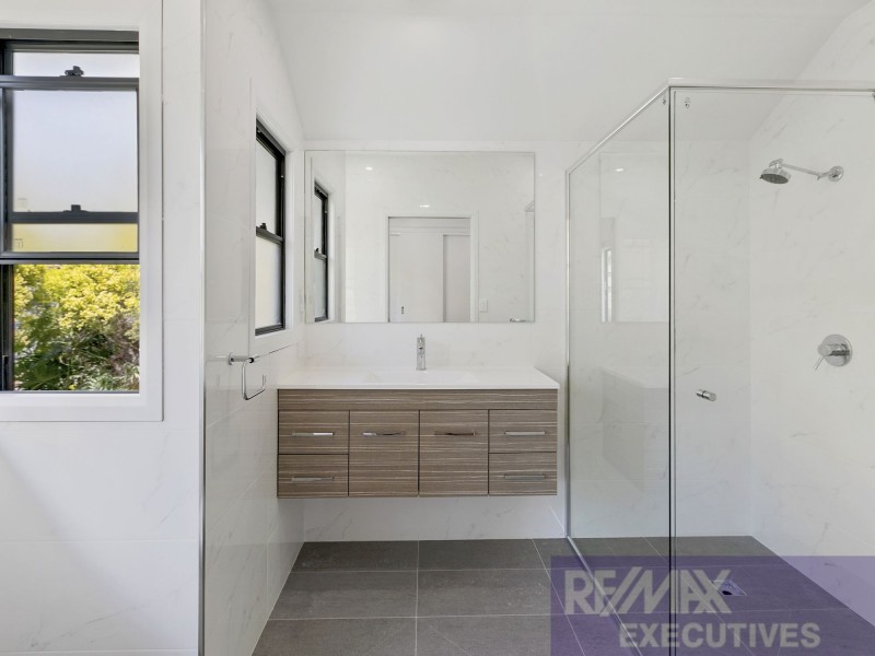 68 Mapleton Street, Mount Gravatt East QLD 4122