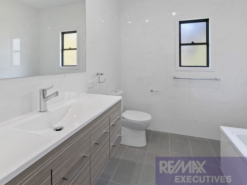 68 Mapleton Street, Mount Gravatt East QLD 4122