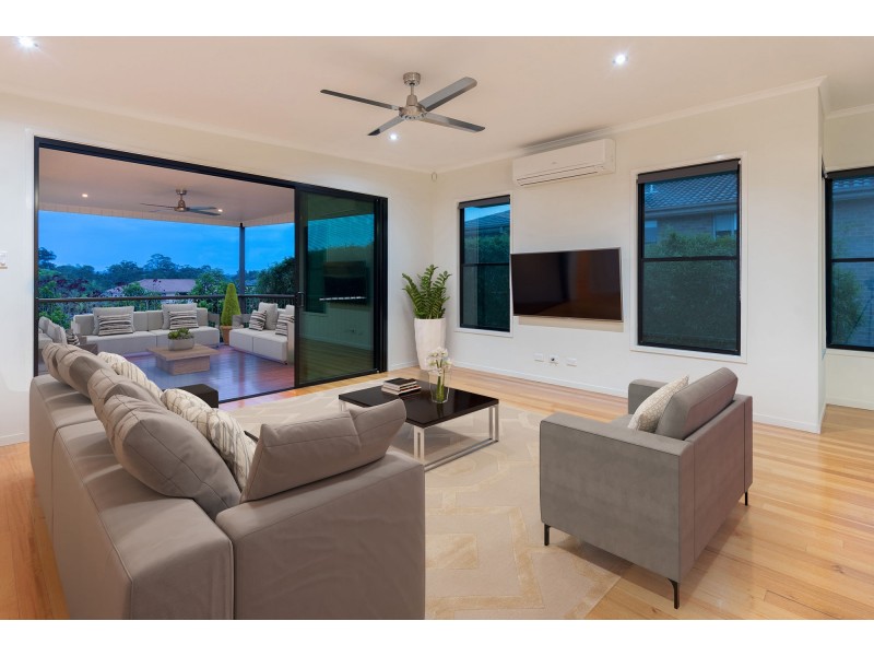7 Yeates Close, Carindale QLD 4152
