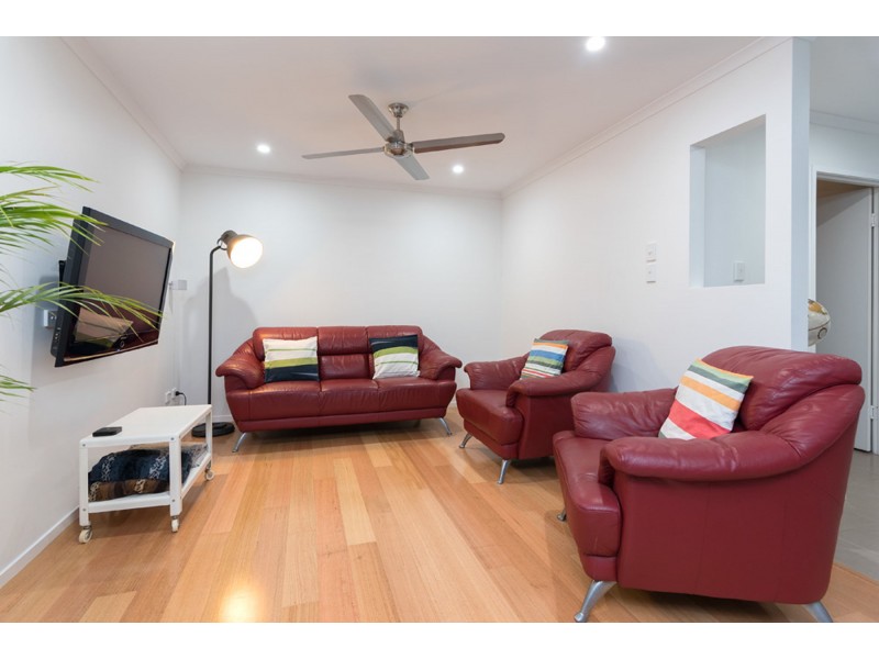 7 Yeates Close, Carindale QLD 4152