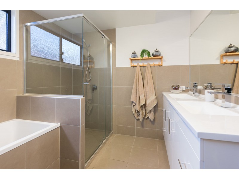 7 Yeates Close, Carindale QLD 4152